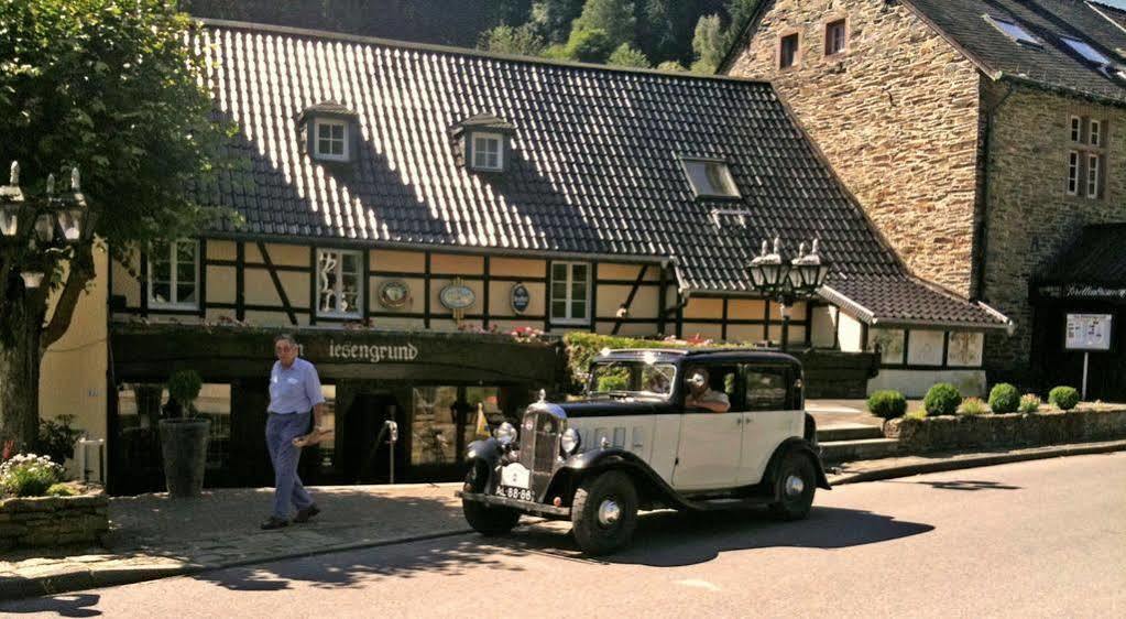 Waldhotel Im Wiesengrund Hurtgenwald Exterior photo